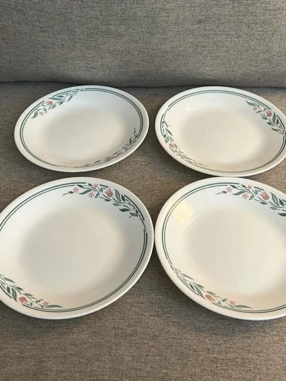 Set of 4 Corelle by Corning 6.5